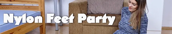 Nylonfeetparty.com picture banner: Woman in brown LRT pantyhose